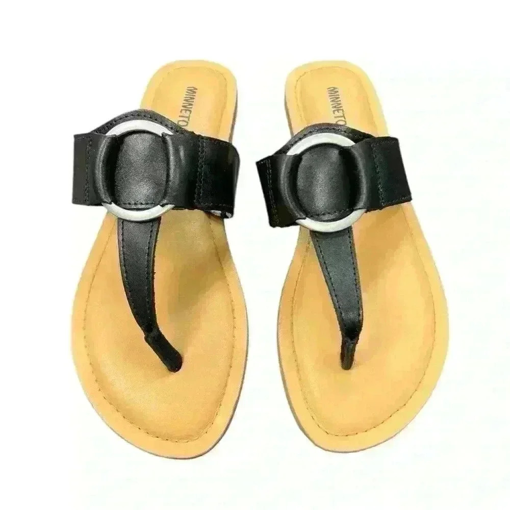 NWOB Minnetonka Fairlea Leather Thong Sandal Size 10.
